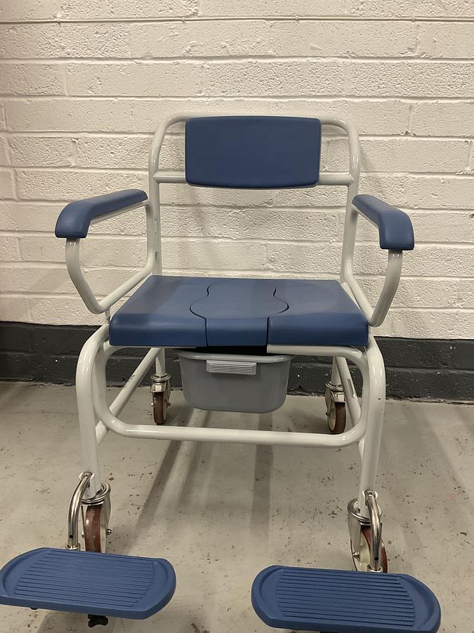 Cobi Rehab XXL Bariatric Shower Commode Chair