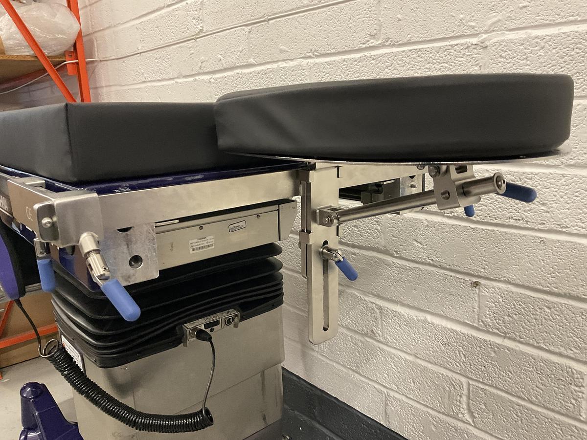 GB Medical Ophthalmic ENT Head Support Universal Fit