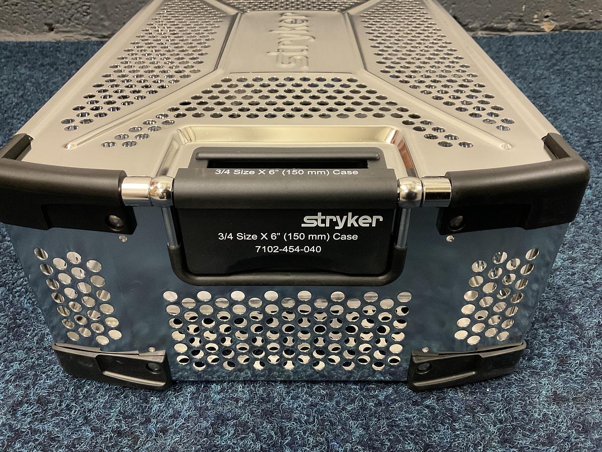 Used Stryker 7102-454-040 Case