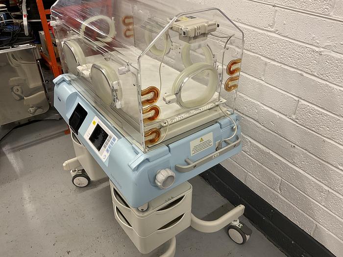 Used Draeger Baby Incubator  Isolette 8000
