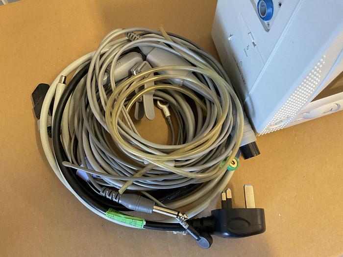 Used Edan Monitor with leads