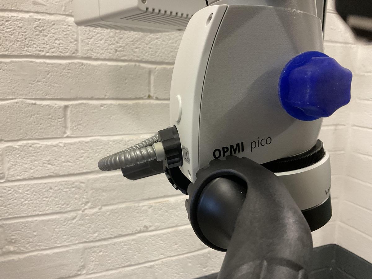 Used 2016 Carl Zeiss S100 OPMI PICO Wall Mount