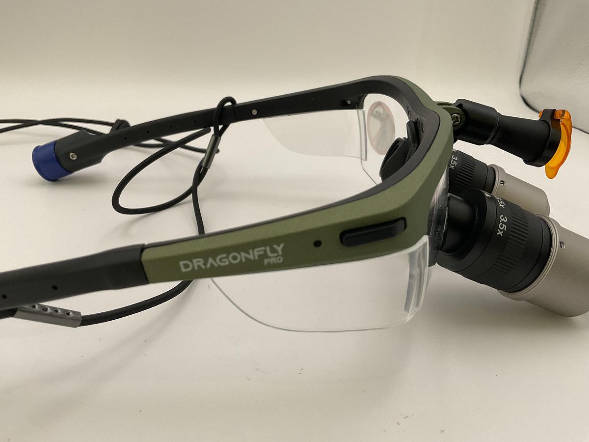 Used Orascoptic Dragonfly Pro Olive Eye Zoom Max in case