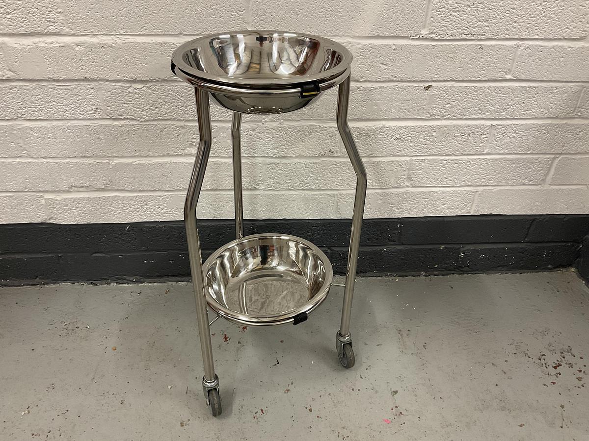 Used Bristol Maid Bowl Stand 2 Bowls