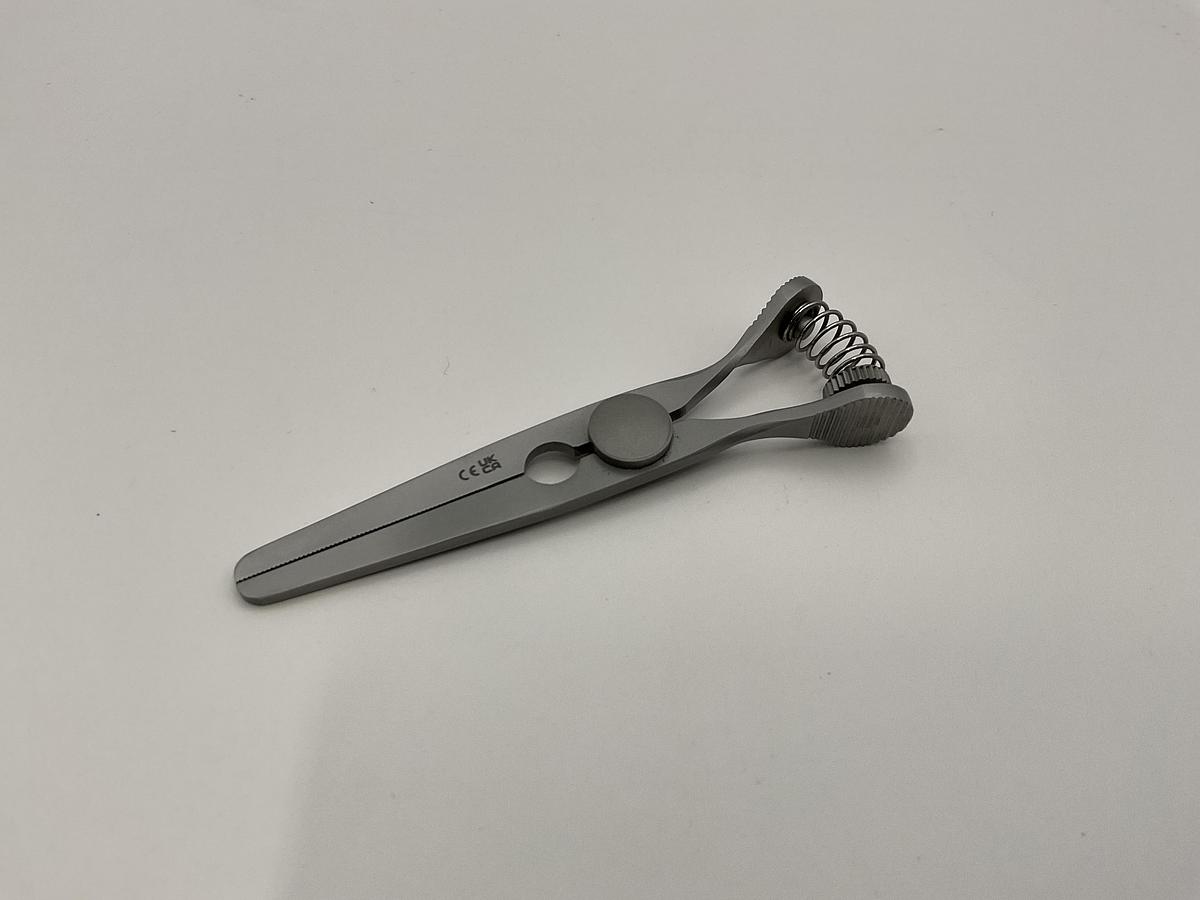 GB Medical Glover Debakey Bulldog 80mm