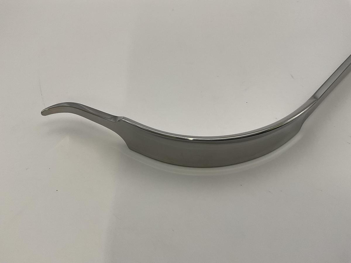 Surgical holdings Hohmann 23mm blade tip
