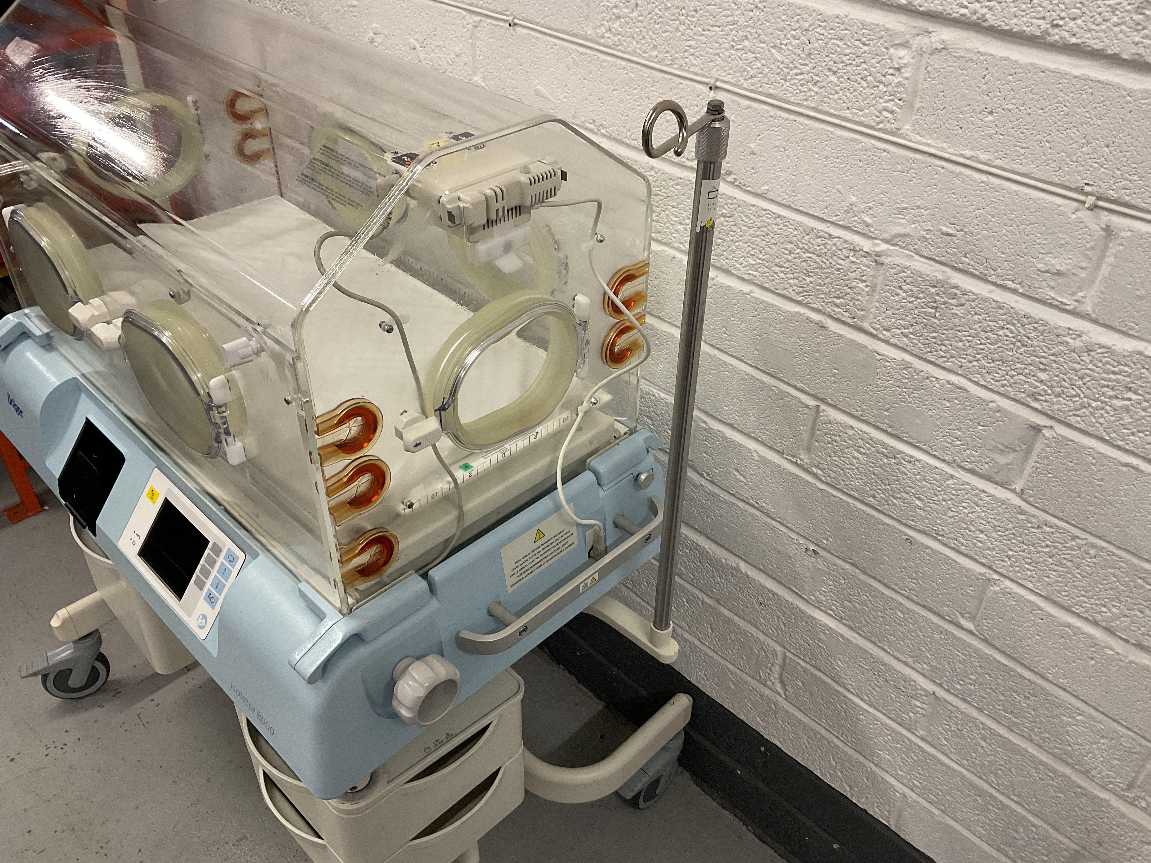 Used Draeger Baby Incubator Isolette 8000