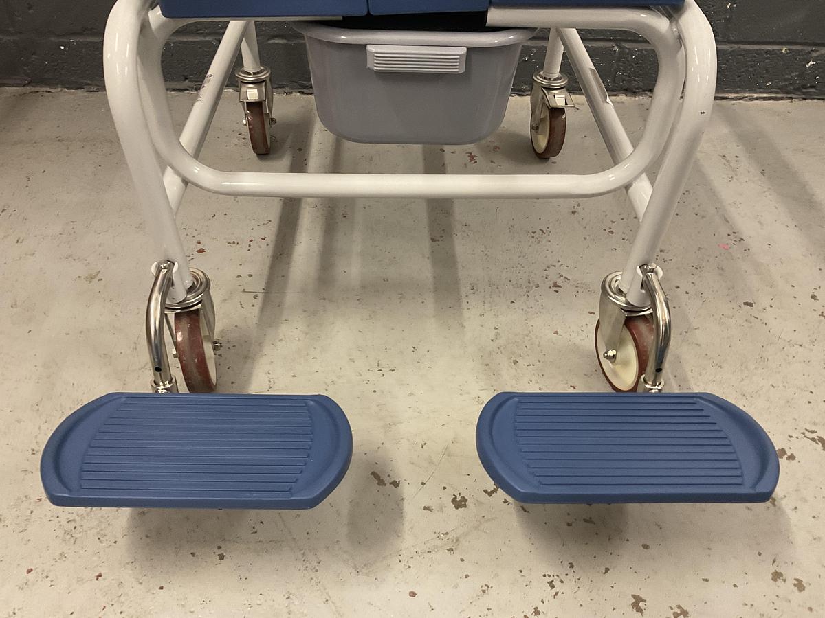 Cobi Rehab XXL Bariatric Shower Commode Chair