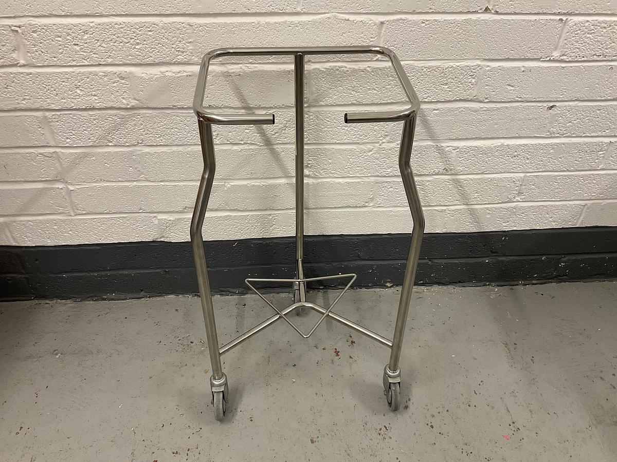 Used Clinical Waste Stand