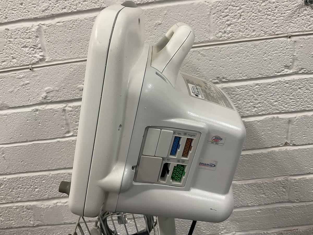Used GE Dash 4000 on stand