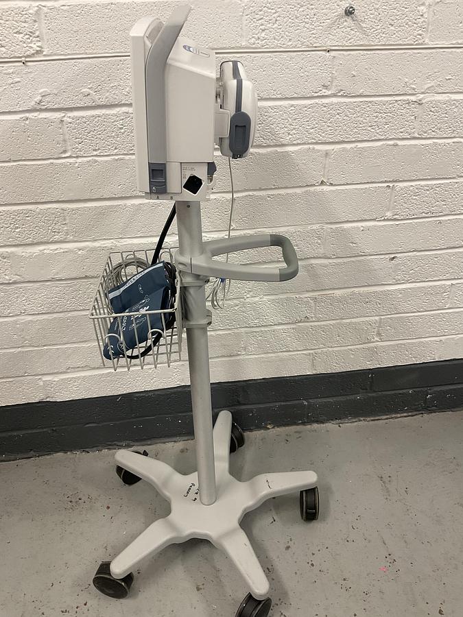 Used GE  Carescape B450 on mobile stand