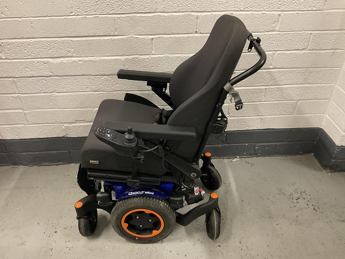 Used 2021 Sunrise Medical Quickie Q300 M Mini