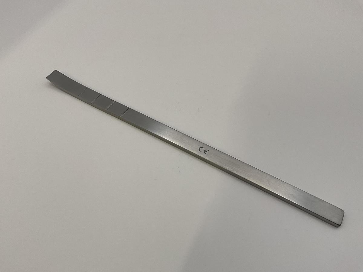 GB Medical Cottle 180mm Curved Osteotome