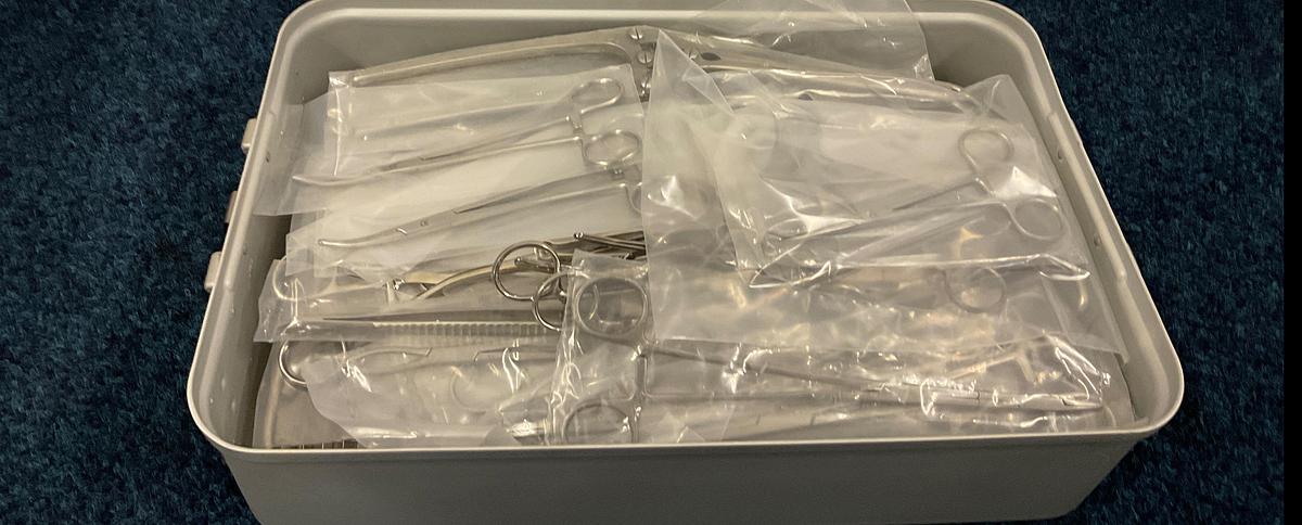 Used Surgical Instrument Set Abdominal in Autoclavable Case