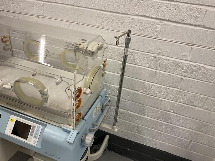 Used Draeger Baby Incubator Isolette 8000