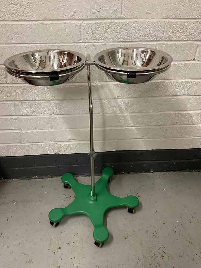 Used Bristol Maid Easy Clean Stainless Steel Double Bowl Stand