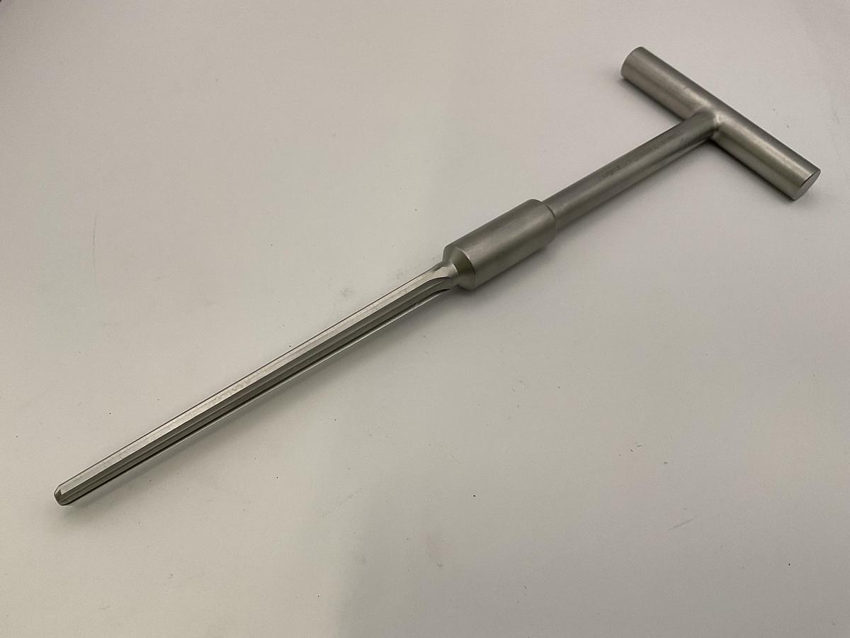 Surgical holdings Charnley Tapered Reamer Large