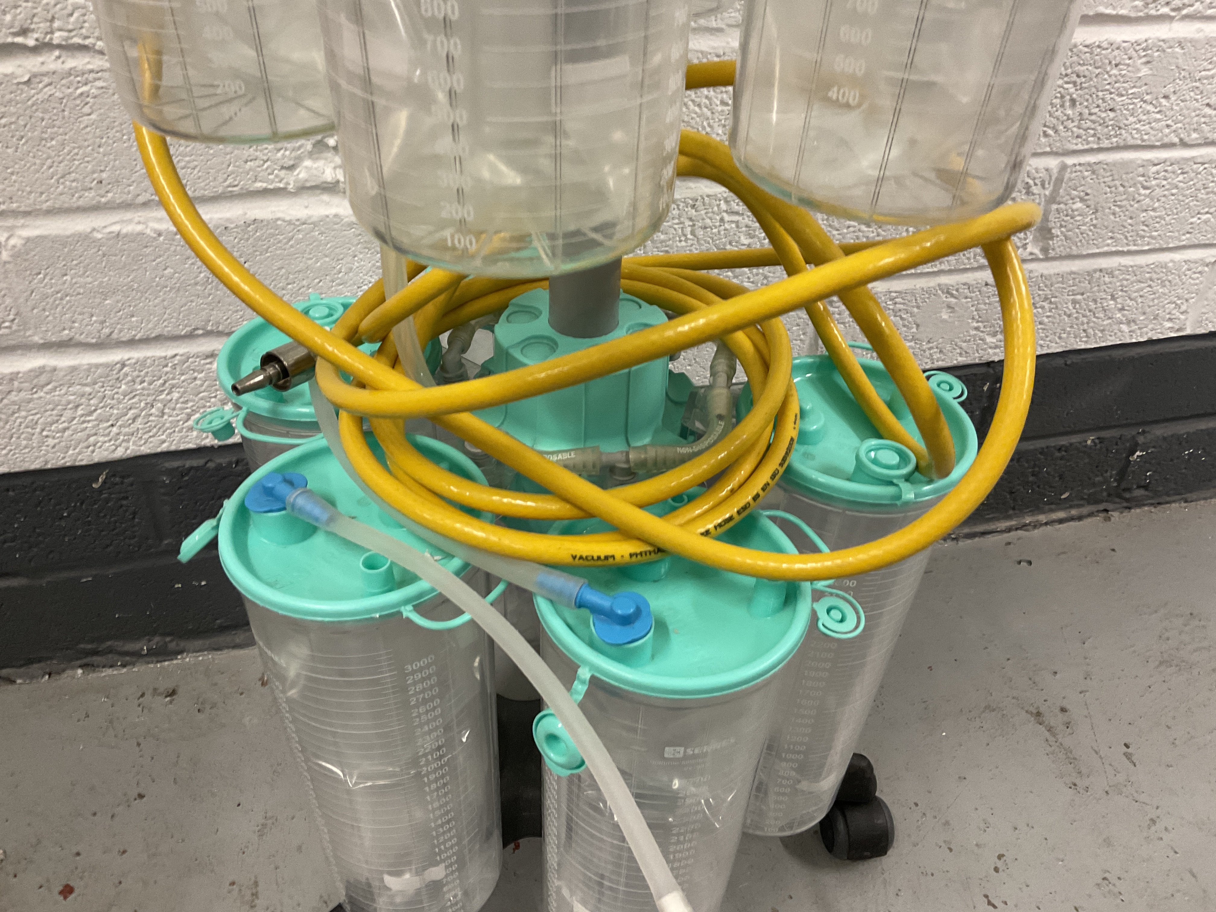 Used MGE Sam Carousel 11 x 3 Litre Canister