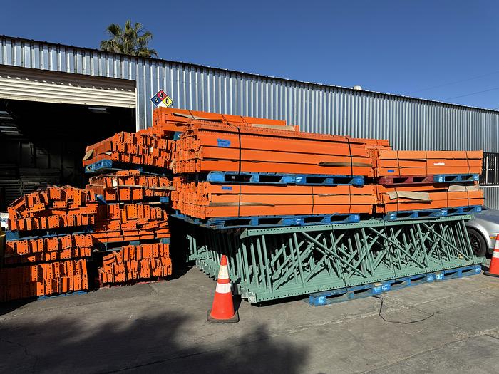 Used LARGE QUANTITY OF PALLET RACKING ALL OR PARTIAL AVAILABLE