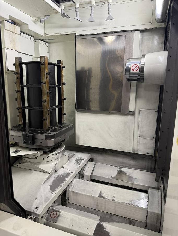 Used 2017 Kitamura Mycenter HX300iG/400 CNC Horizontal Machining Center