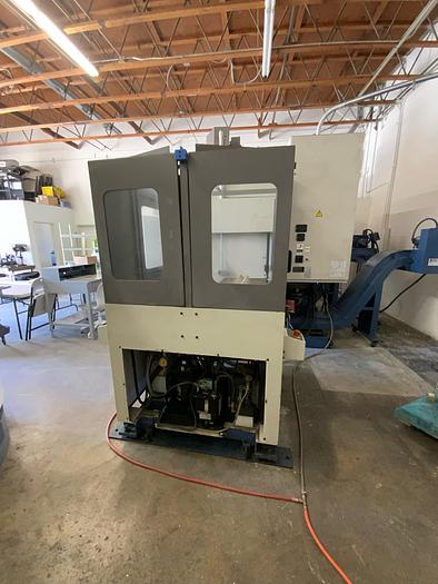 Used 2000 Mycenter HX400 Kitamura s/n:62448 13000 spindle m/n:HX400 10KG 3 phase 200/200V