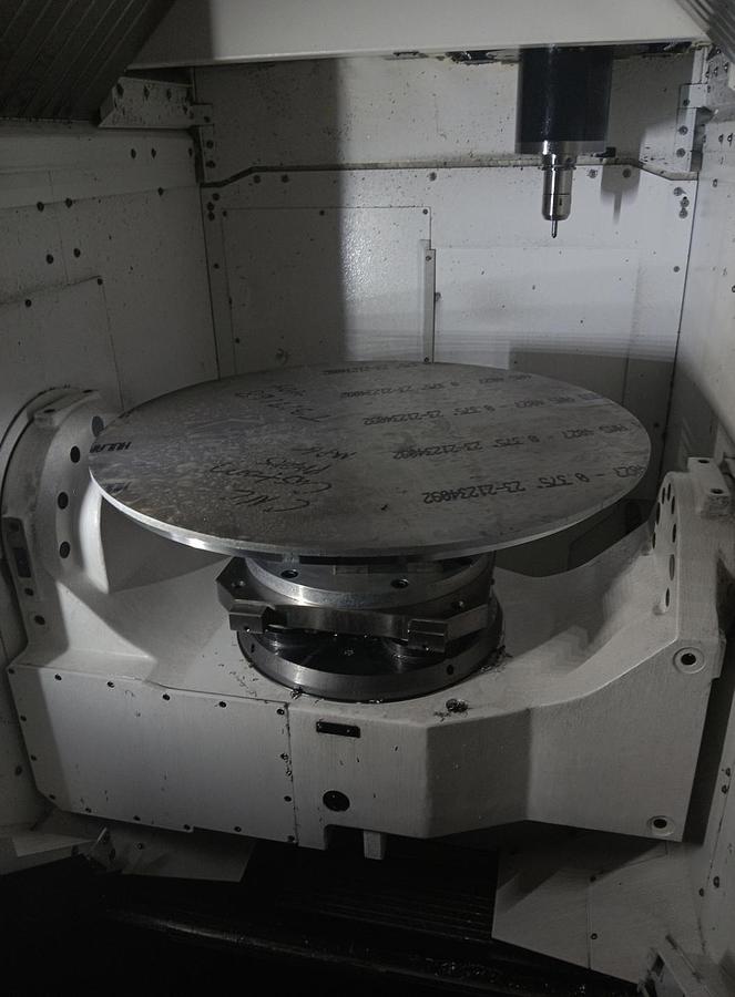 Used 2023 MAZAK VARIAXIS 5 AXIS CNC W/ 2024 12 PALLET SYSTEM