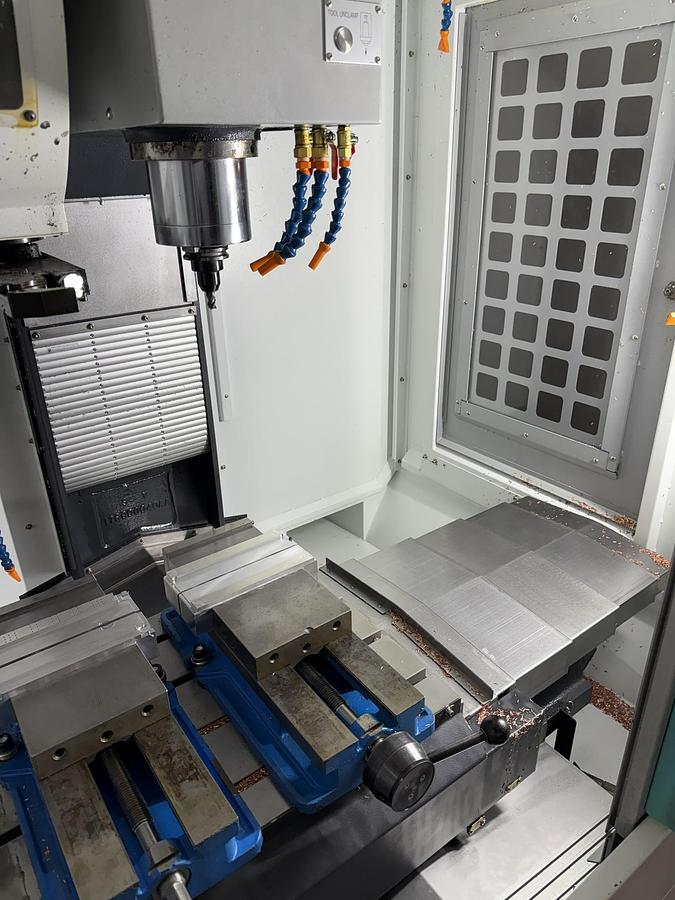Used 2023 Feeler Mdl VMX-580 CNC Vertical Machining Center - Price New $66,000 - Your Price $39,500 Only 886 Cutting Hours