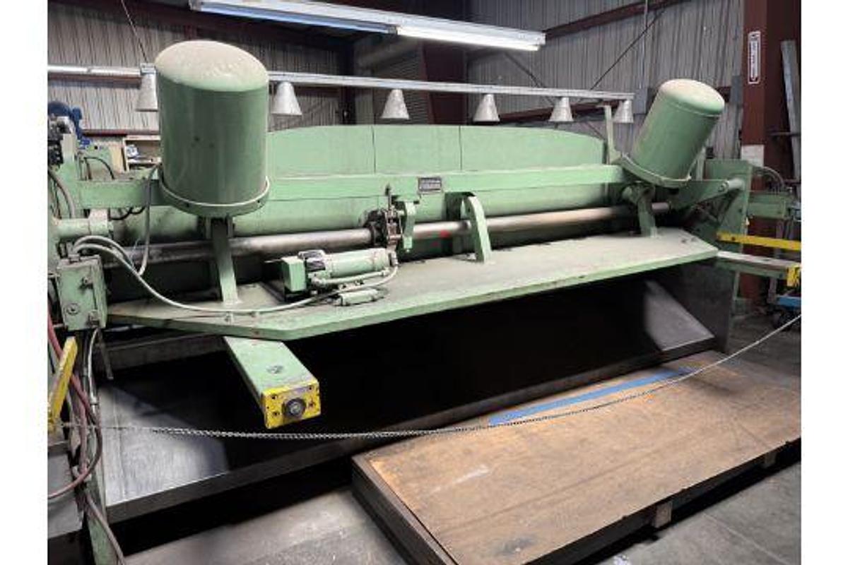 Used Cincinnati 10’ x 1/4” Power Shear, Back Gauging