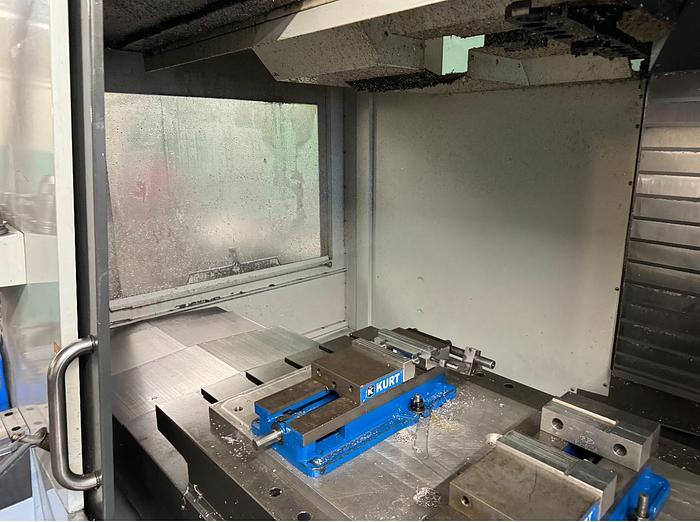 Used 2017 HAAS VF 6 model VF6/40 CNC Vertical CNC Machining Center, HAAS CNC Controls