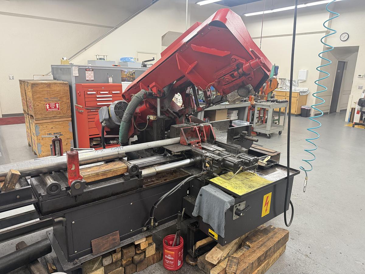 Used 1994 Amada Mdl HFA 250W Automatic Band Saw