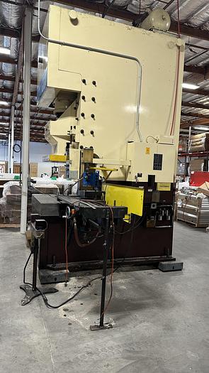Used 1991 Komatsu Mdl OBS-200-3 200 Ton Stamping Press