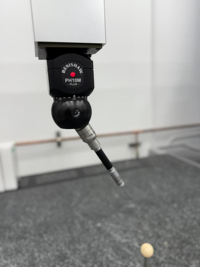 Used 2014 Hexagon Global 15.22.10 CMM