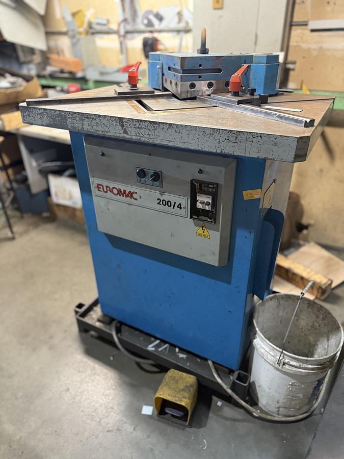 Used Euromac MDL 200/4 Power Corner Notcher