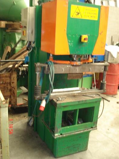 Usato PRESSA IDRAULICA 8