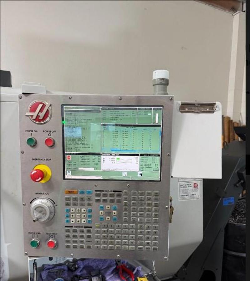 Used 2010 Haas ST-20 with Tailstock, Chip Conveyor, Tool Presetter, Parts Catcher, 8.3" Hydraulic Chuck, NO tool holders included
