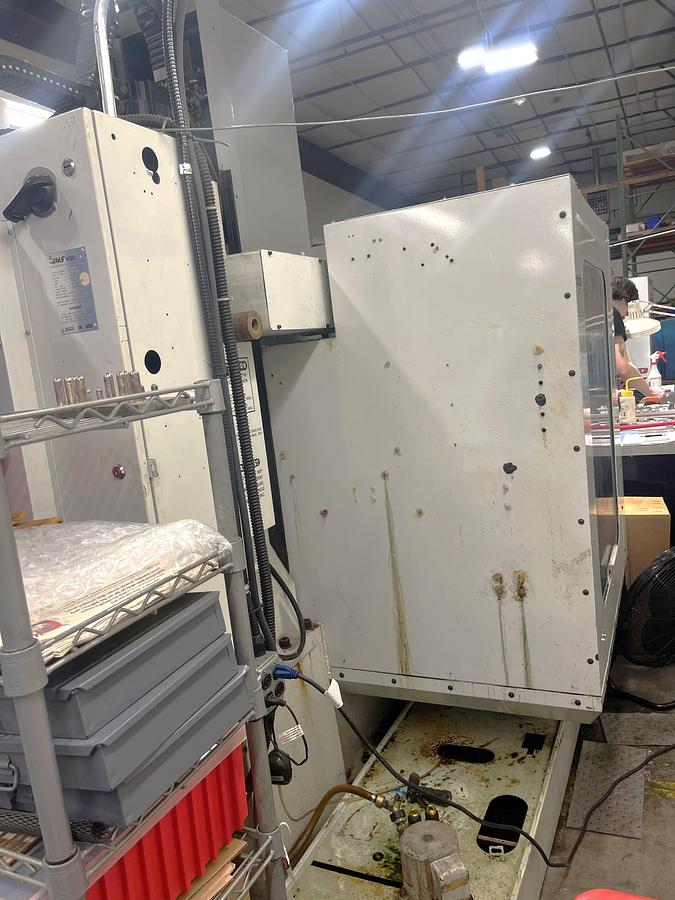 Used 1996 Haas VF0 wioth 4th Axis Wiring, Floppy Drive, Coolant System, Brushless Servos