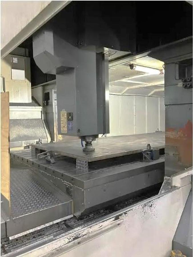 Used 2012 YCM DCV 4025B Bridge Mill with Coolant Through the Spindle, 160"x98"x40", 120 ATC, Conveyor, Hi Spd Machining
