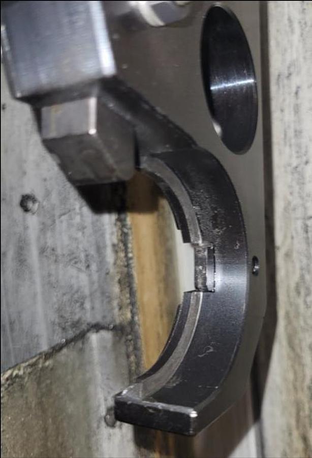 Used 2012 Haas EC-400 6-Pallet Pool with 70 Pos. ATC, Probing, Full 4th Axis Pallet Rotation, Programmable Coolant