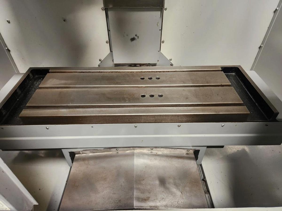 Used 2006 Haas Mini Mill with Rigid Tapping, Coolant Pump, 10 ATC, Single or Three Phase Power