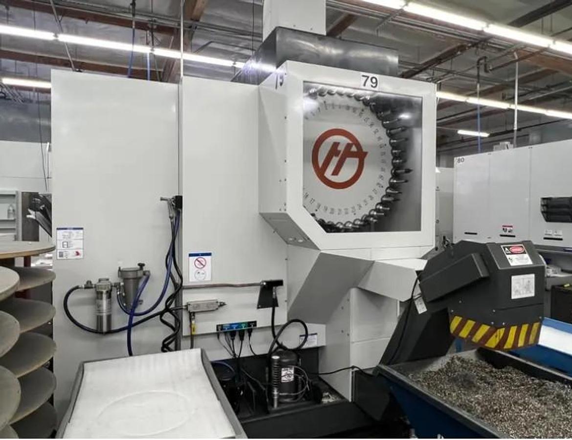Used 2016 Haas UMC-750SS WIPS Renishaw Tool & Part Probe, High-Speed Machining, Rigid Tapping, Coolant Thru the Spindle, Programmable Coolant, 1GB Memory