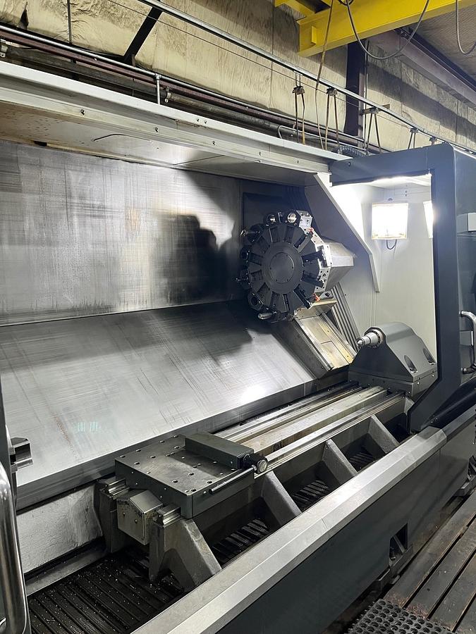 Used 2012 Haas ST-40LB with Long Bed, 6.5" Bar Capacity, Steady Rest Provision, 18" Chuck, Conveyor, Tailstock