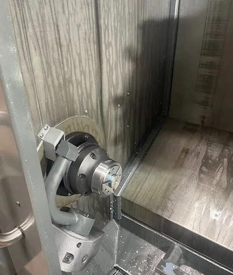 Used 2019 Haas ST-10 with Tailstock, Toolsetter, Chip Conveyor, Royal Collet Chuck, 6" 3 Jaw Chuck, Parts Catcher, ONLY 961 Hours