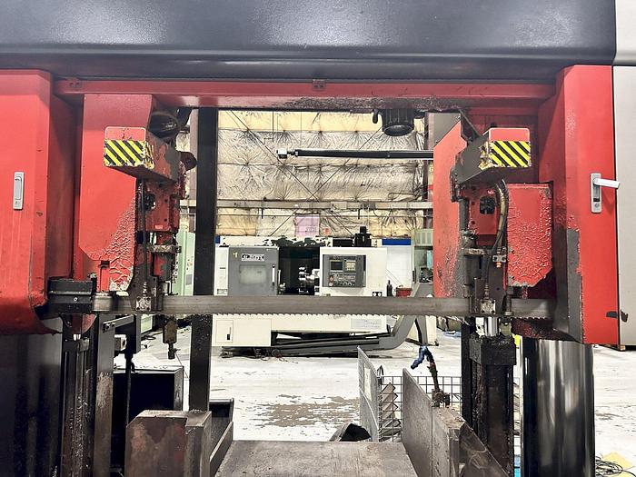 Used 2012 Amada PCSAW700 CNC Dual Column Horizontal Bandsaw