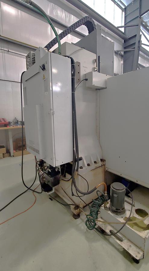 Used 2001 Haas VF4D with Haas HRT210 4th Axis Table, Tailstock, Auger, Prog. Coolant, Quick Code