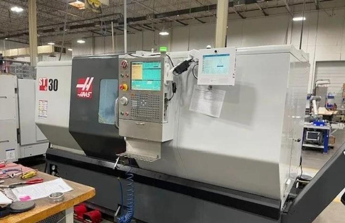 Used 2013 Haas ST-30 with Haas Barfeed, Tailstock, Tool Presetter, Chip Conveyor, High Pressure Coolant