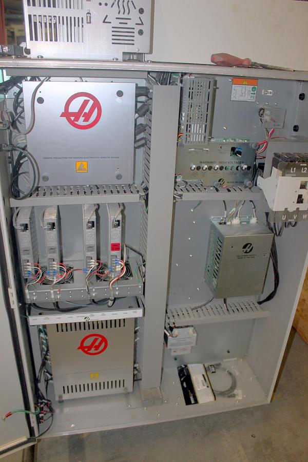 Used 2018 Haas CL-1 Chucker Lathe w/ 8 Station Turret, Haas CL-1 Series Barfeeder, Collet Nose, Partrs Catcher, 1" Bar Cap., Rigid Tap