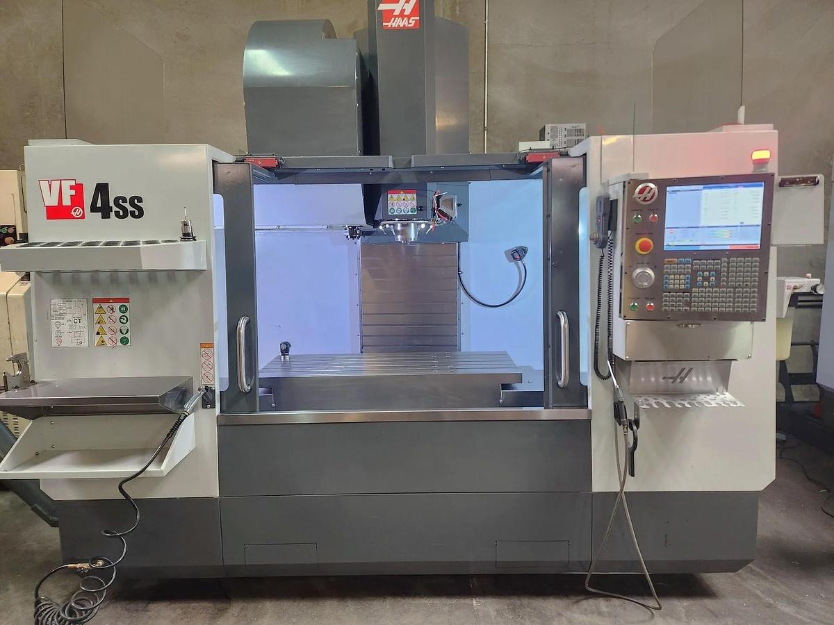 Used 2017 Haas VF4SS with Haas Probing Package, 15,000 RPM, 40 Tool ATC, Prepped for both 4th & 5th Axis Capabilities, Auger