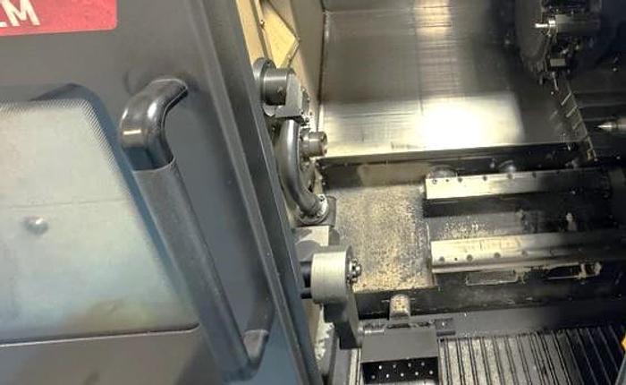 Used 2012 Doosan Lynx 220LMA with LNS Barfeeder, C Axis, Milling, Parts Catcher, Chip Conveyor, 2" Bar Capacity