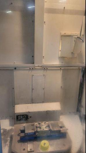 Used 2005 Haas MDC-500 Mill Drill Center with 2 Pallet Changer, Chip Auger, Programmable Coolant