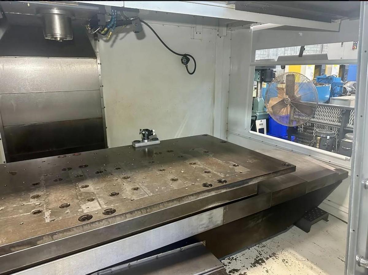 Used 2014 Haas VF8/40 with Haas Probing Package (needs probe repaired), 24 Station Side Mount ATC, 8100 RPM, CAT 40